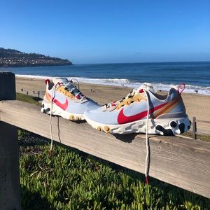 Nike React Element 55 (Platinum Club Gold)